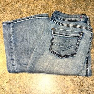 Boot-Cut Light Blue Jeans 👖